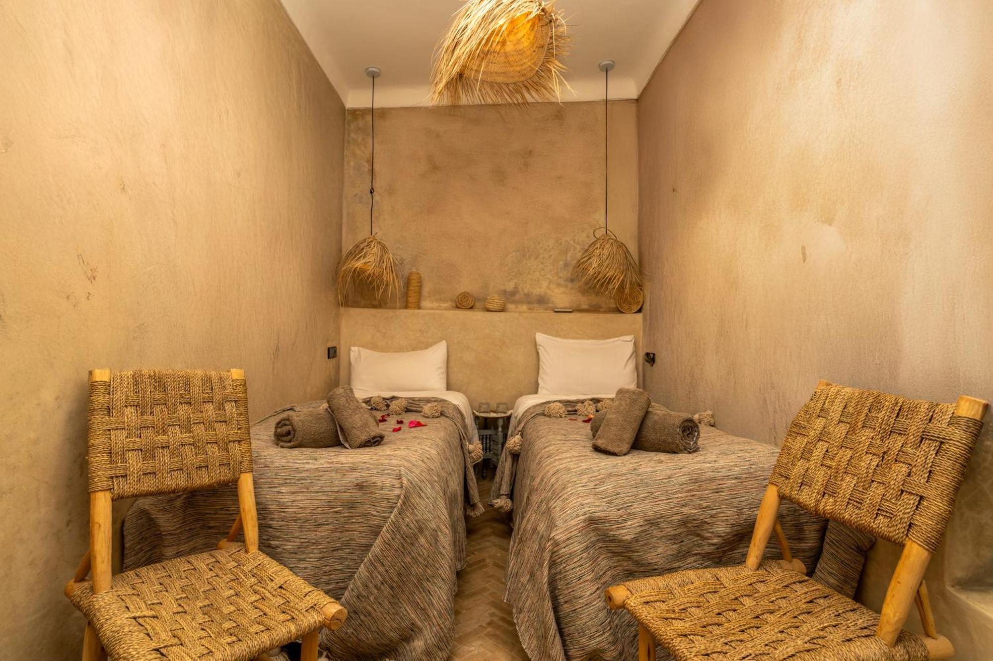 Nafora Riad *